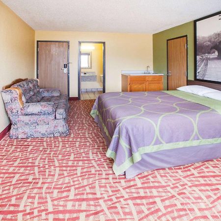 Super 8 By Wyndham Van Buren/Ft. Smith Area Esterno foto
