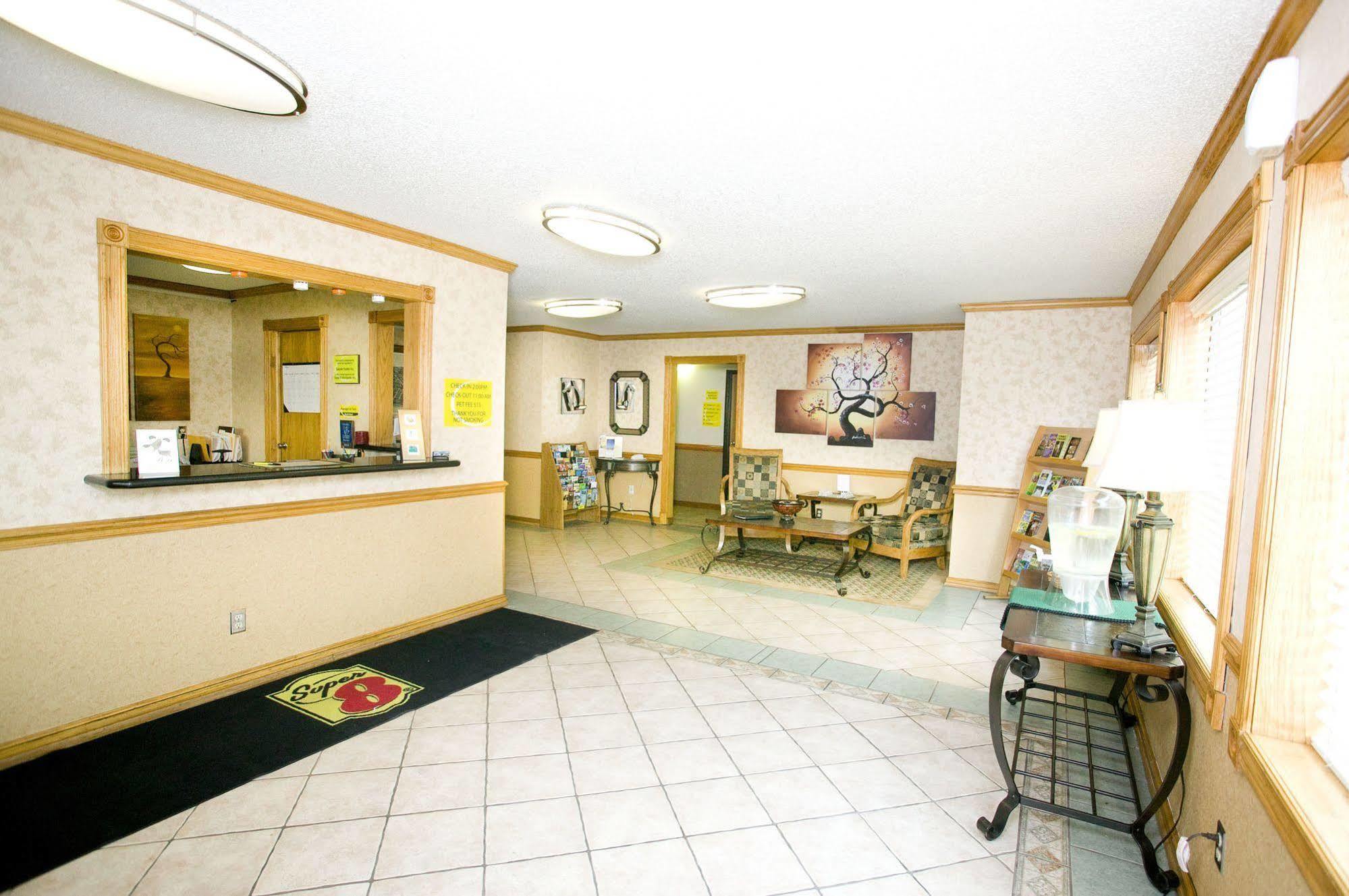 Super 8 By Wyndham Van Buren/Ft. Smith Area Interno foto